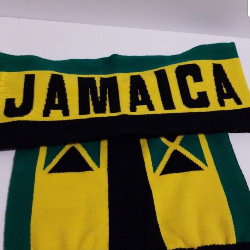 Jamaica reversible winter scarf NWOT